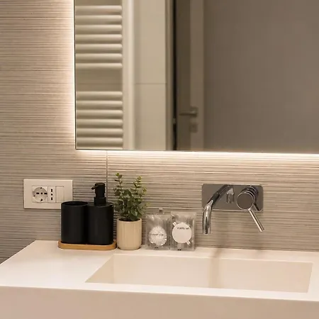 Monte Grappa 16 By Serendipity Milano
